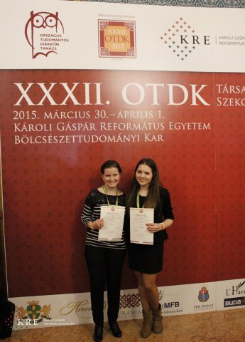 OTDK fal előtt készült képek